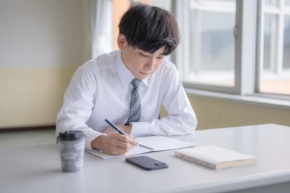引っ越し後の車検証書き換えは順番がカギ！必要書類と手続きの流れを徹底解説